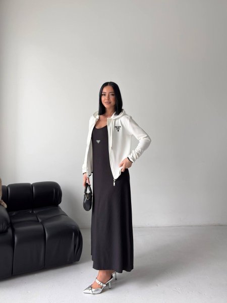 طقم PRADA