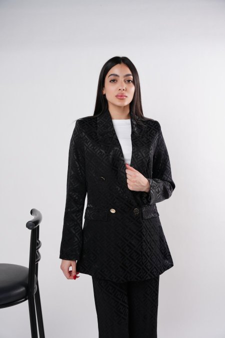 طقم FENDI