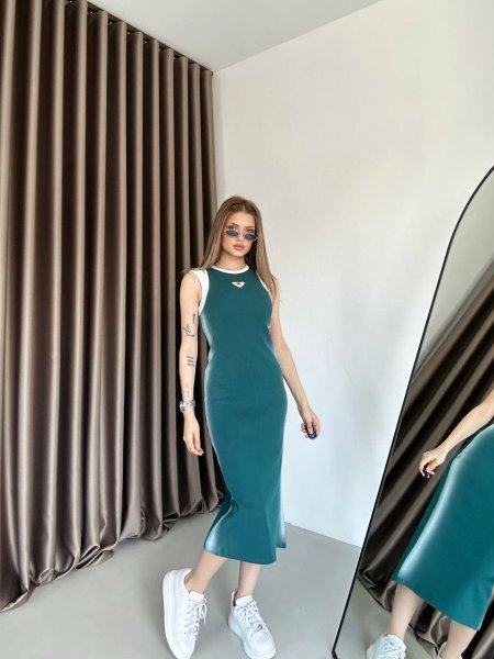اخضر