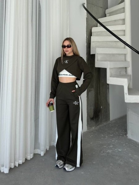 بدلة CALVIN KLEIN