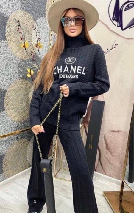 بدلة CHANEL